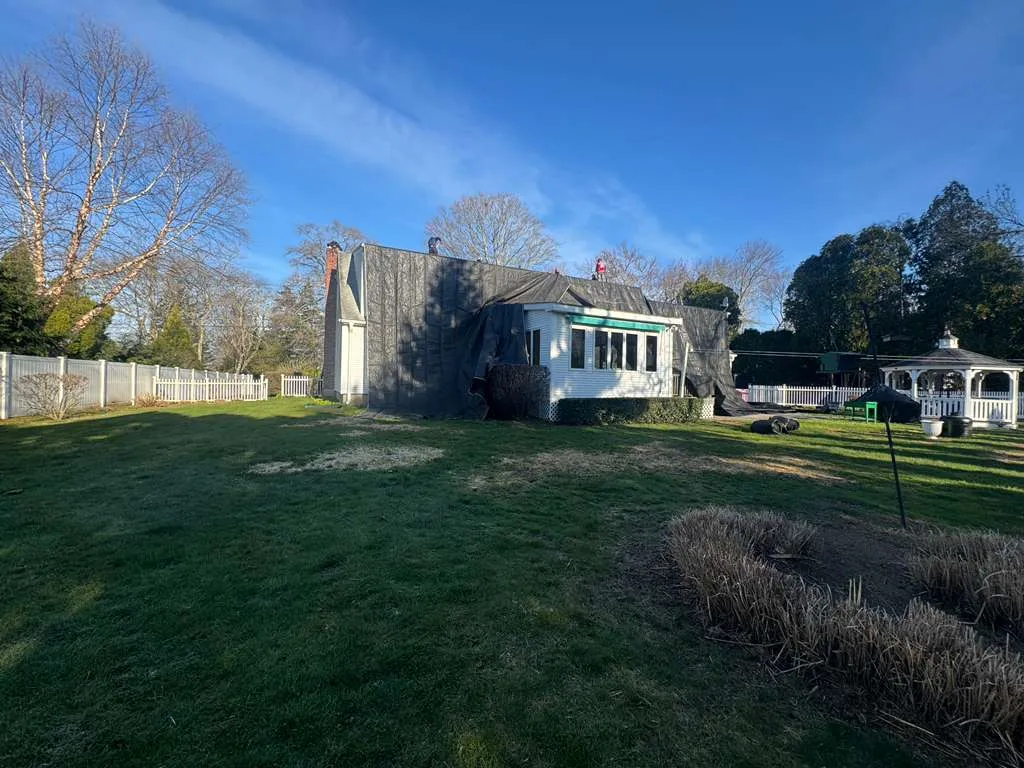 Asphalt shingle installation Connecticut, Freedom General Contractor